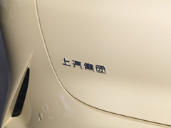 2023款 100kWh Pro四驱版