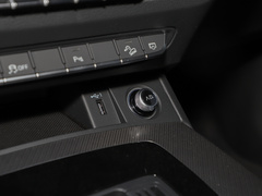2023款 40T 豪华动感型