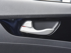 2023款 1.5L CVT尊贵版