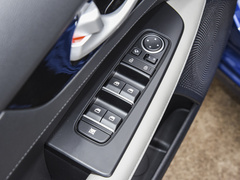2023款 1.5L CVT尊贵版