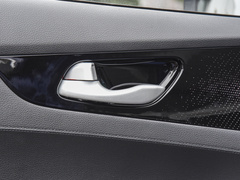 2023款 1.5L CVT尊贵版