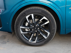 2023款 锐界L 2.0T EcoBoost 两驱七座豪华型