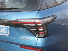 2023款 锐界L 2.0T EcoBoost 两驱七座豪华型