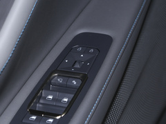 2023款 锐界L 2.0T EcoBoost 两驱七座豪华型