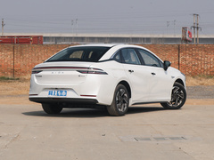 2022款 70 乐享版
