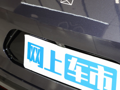 2023款 700 后驱奢享版