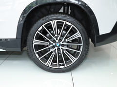 2023款 xDrive25Li X设计套装