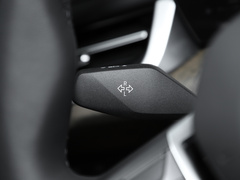 2023款 xDrive25Li X设计套装