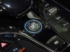 2023款 EV 冠军版 506KM前驱尊贵型