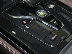 2023款 EV 冠军版 605KM前驱尊贵型
