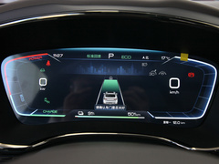 2023款 EV 冠军版 605KM前驱尊贵型