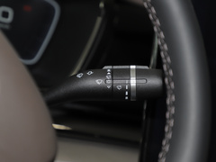 2023款 EV 冠军版 605KM前驱尊贵型