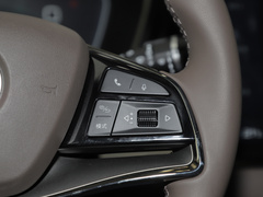 2023款 EV 冠军版 605KM前驱尊贵型
