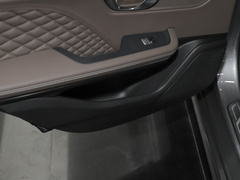 2023款 EV 冠军版 605KM前驱尊贵型