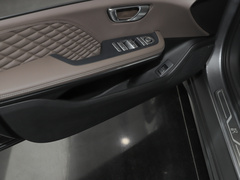 2023款 EV 冠军版 605KM前驱尊贵型