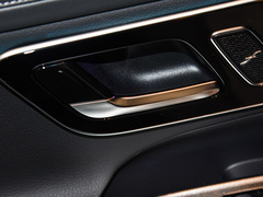 2024款 GLC 300 4MATIC 轿跑SUV