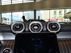 2024款 GLC 300 4MATIC 轿跑SUV