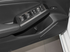 2023款 HATCHBACK 240TURBO CVT幻夜·豪华版