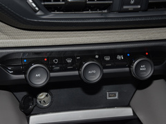 2023款 1.6T 享不凡