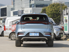 2023款 DM-i 冠军版 112KM 尊贵型