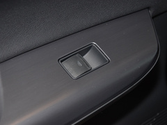 2023款 2.0L CVT两驱进取版