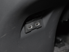 2023款 2.0L CVT两驱进取版