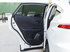 2023款 2.0L CVT两驱进取版