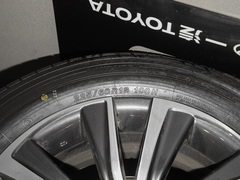 2023款 2.0L CVT两驱豪华版
