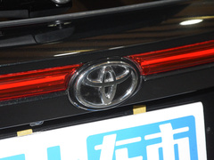 2023款 2.0L CVT两驱豪华版