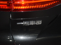 2023款 2.0L CVT两驱豪华版