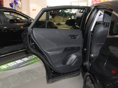 2023款 2.0L CVT两驱豪华版