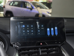 2023款 2.0L CVT两驱豪华版