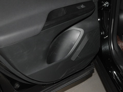 2023款 2.0L CVT两驱豪华版