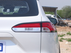 2023款 2.0L 精英版