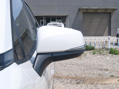 2023款 2.0L 精英版