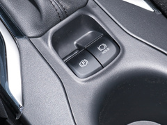 2023款 2.0L 精英版