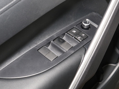 2023款 2.0L 精英版