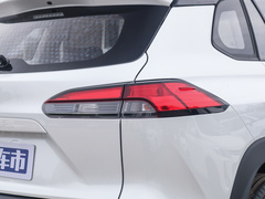 2023款 2.0L 精英版