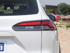 2023款 2.0L 精英版