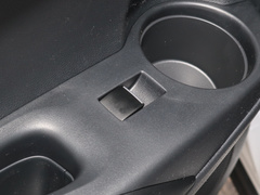 2023款 2.0L 精英版