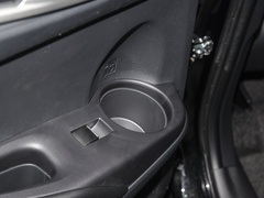 2023款 2.0L 精英版