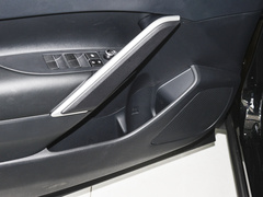 2023款 2.0L 精英版