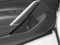 2023款 2.0L 精英版