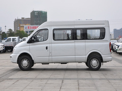 2023款 2.0T 手动经典傲运通短轴超低顶5/6座