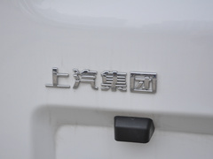2023款 2.0T 手动经典傲运通短轴超低顶5/6座