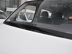 2023款 2.0T 手动经典傲运通短轴超低顶5/6座