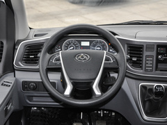 2023款 2.0T 手动经典傲运通短轴超低顶5/6座