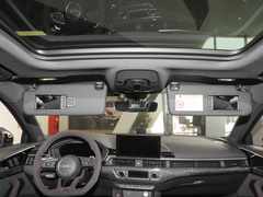 2022款 RS4 Avant 黑曜版