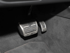 2022款 RS4 Avant 黑曜版