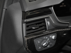 2022款 RS4 Avant 黑曜版